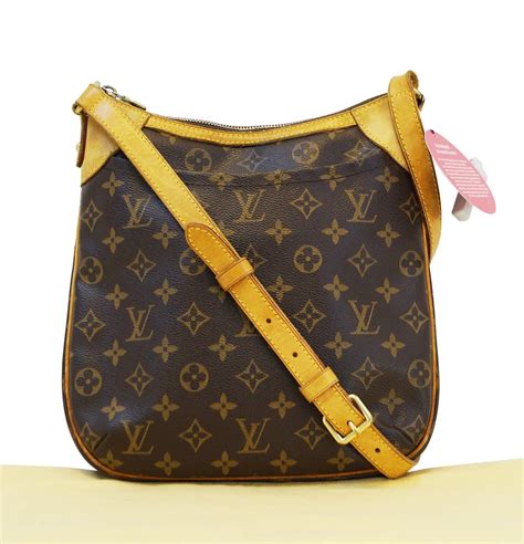 louis vuitton manon pm|louis vuitton odeon pm monogram.